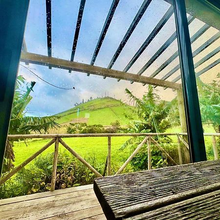 サンタ・クルス・ダス・フローレスCasas Da Quintaアパートメント エクステリア 写真